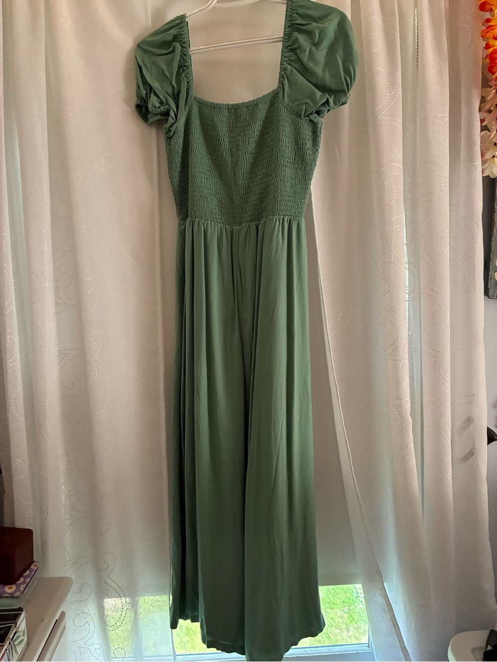 American Eagle Outfitters Sage Green Smocked Maxi Dress with Puff Sleeves